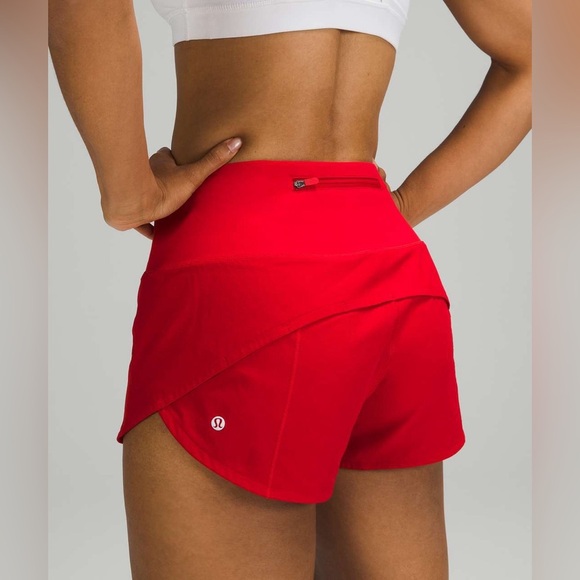 A Lululemon Speed Up High-Rise Short 2.5" lined - Picture 2 of 4